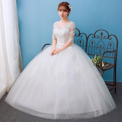 2019 Lace Embroidery Half Sleeve Wedding Dresses Long Train Wedding Gown V Neck Elegant Plus Size Vestido De Noiva